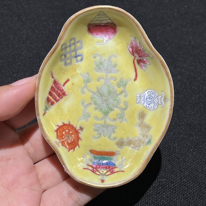 清晚期 粉彩八宝纹勺碟一组 - 图6