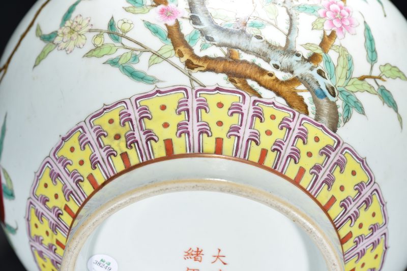 清 粉彩福寿纹赏瓶 - 图2