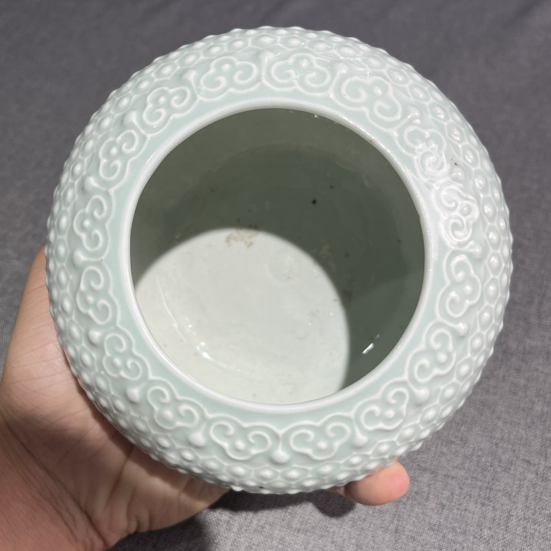 清中期青白釉浮雕如意乳钉纹水盂 - 图6