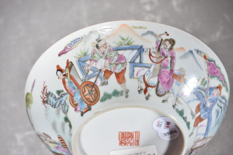 清 粉彩人物盘 - 图10