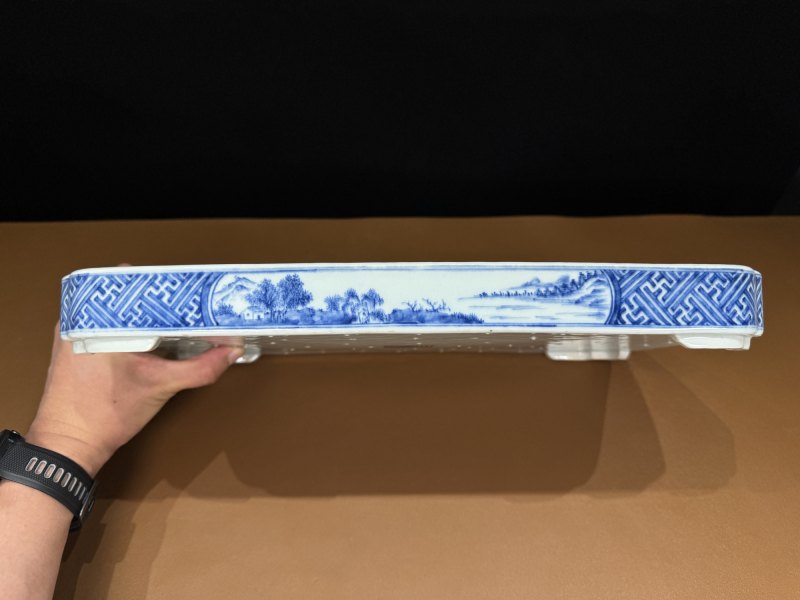 清嘉庆 青花岁寒三友图诗文茶盘 - 图25