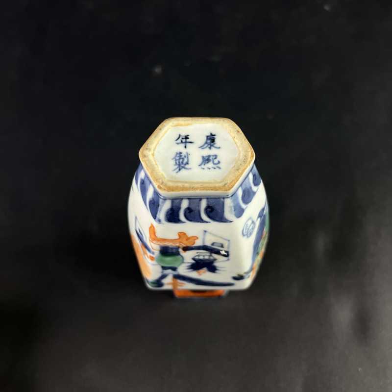 清光绪 青花五彩博古纹六方瓶 - 图6