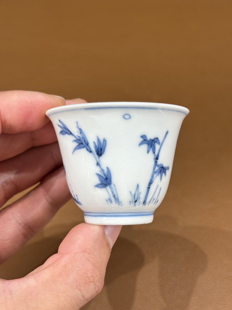 清早期 青花岁寒三友图杯一对 - 图17