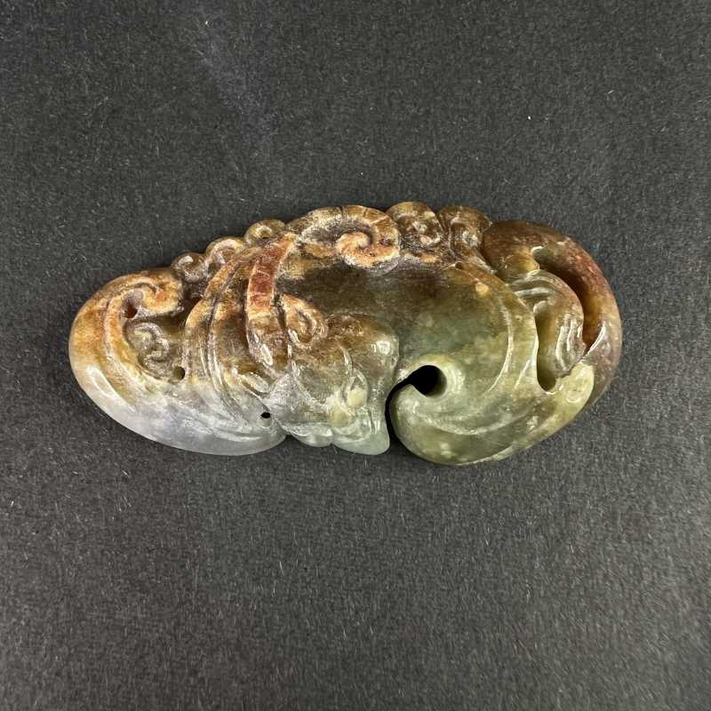 20世纪70年代 翡翠雕福寿挂坠