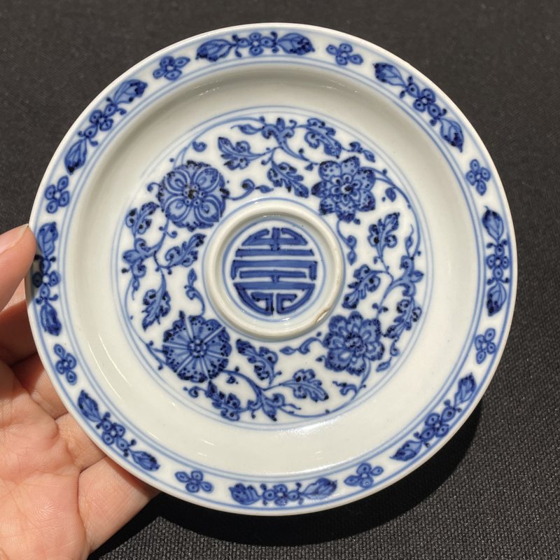 清乾隆 青花云蝠花卉纹盏托 - 图2