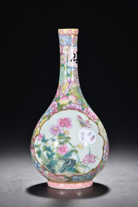 清 粉彩百花不落地开光花卉纹瓶 - 图3