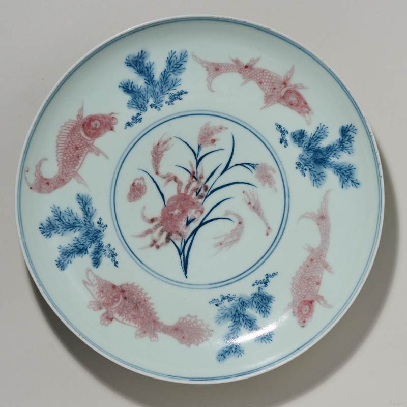 清 青花釉里红鱼藻纹盘