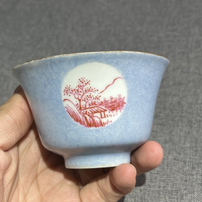 民国天蓝釉轧道开窗山水纹杯一对 - 图12