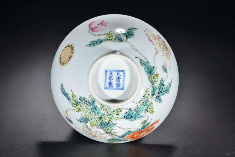 清 青花三多纹天球瓶 - 图7