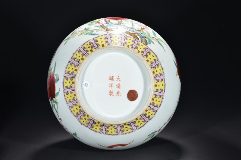 清 粉彩福寿纹赏瓶 - 图11