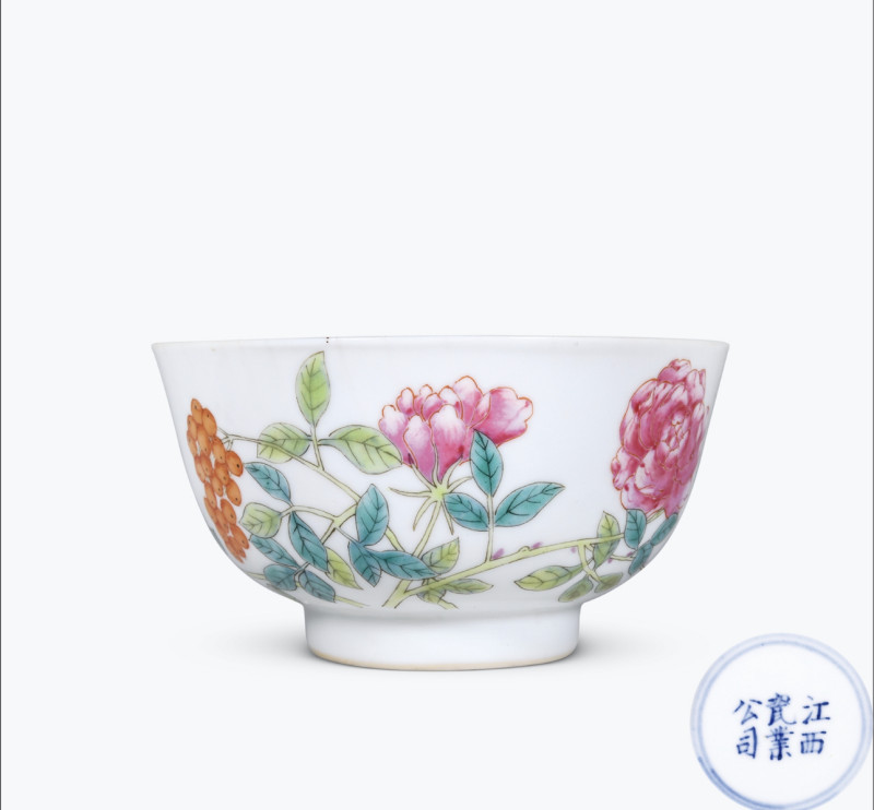 民国 粉彩蝶恋花纹碗