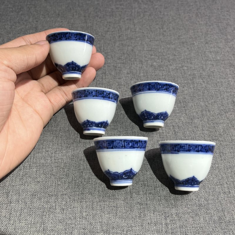 清中期青花鸡心杯一组5只 - 图4