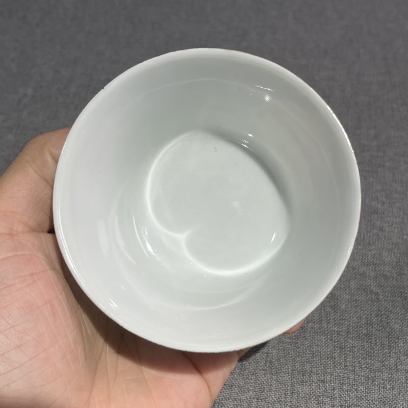 民国天蓝釉轧道开窗山水纹杯一对 - 图7
