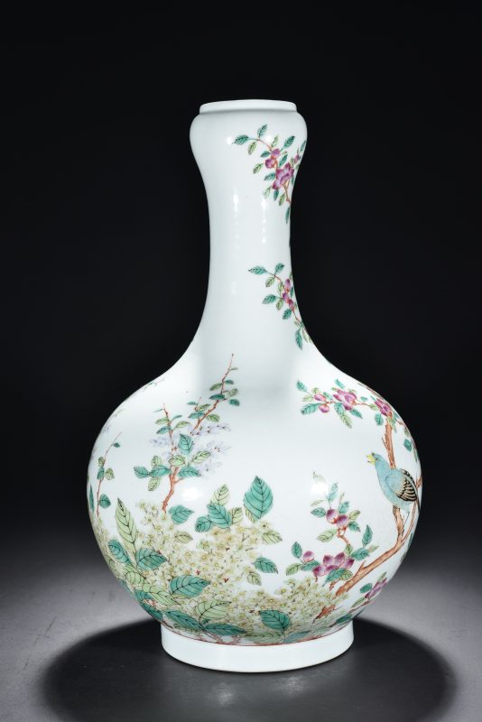 清 粉彩花鸟纹蒜头瓶 - 图8