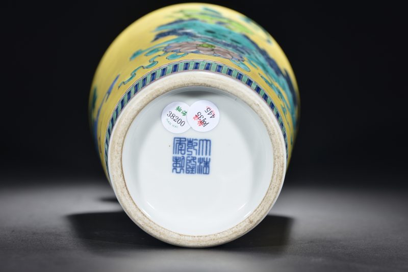 清 窑变釉双螭龙耳海棠瓶 - 图5