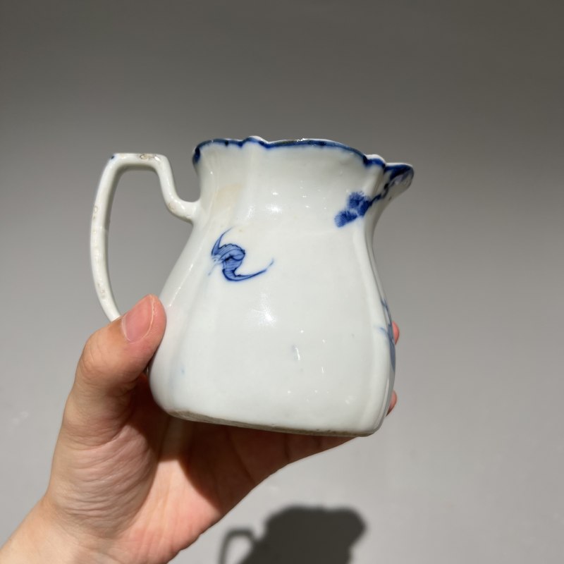 清代 青花人物纹公道杯 - 图9