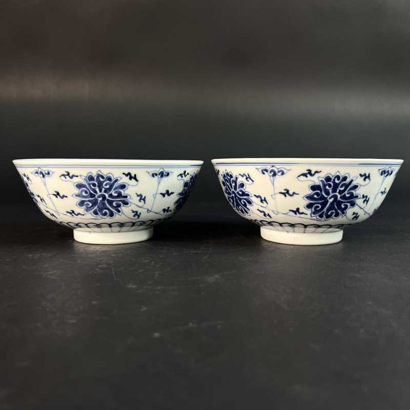 清光绪 青花缠枝莲纹碗一对