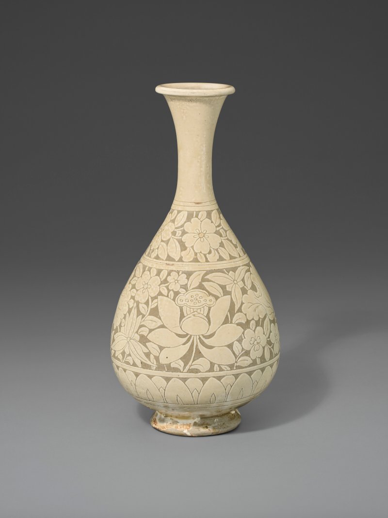 北宋 磁州窯白地剔花玉壺春瓶  NORTHERN SONG DYNASTY (AD 960-1127) - 图1