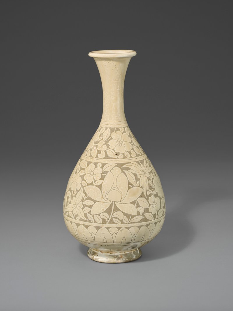 北宋 磁州窯白地剔花玉壺春瓶  NORTHERN SONG DYNASTY (AD 960-1127) - 图2