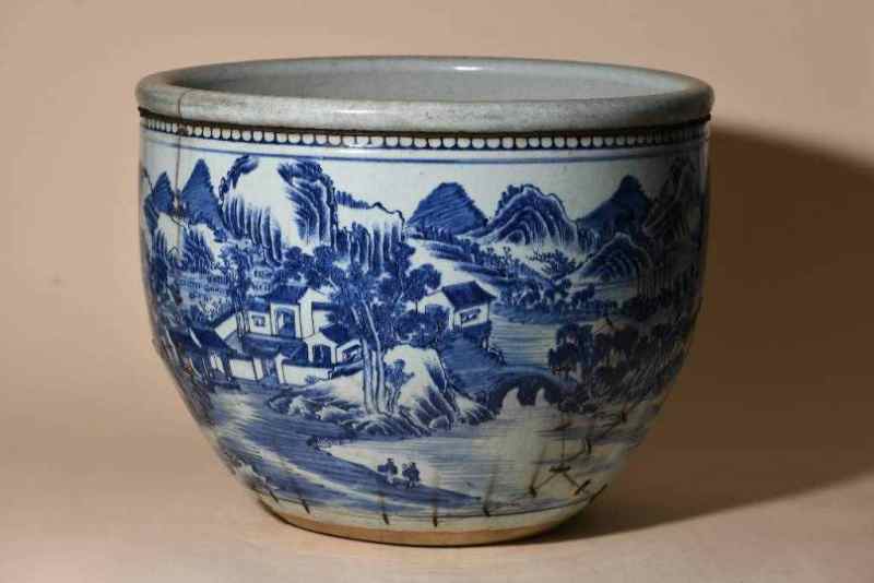 清雍正 青花通景山水楼台高士景致图大卷缸 - 图7