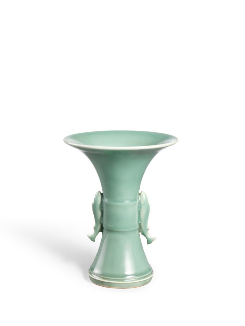 A celadon vase, Nabeshima ware, Hizen, Edo period, late 17th – early 18th century | 青磁鮎耳瓶　肥前　鍋島藩窯　江戸時代中期　17世紀後半～18世紀 - 图1