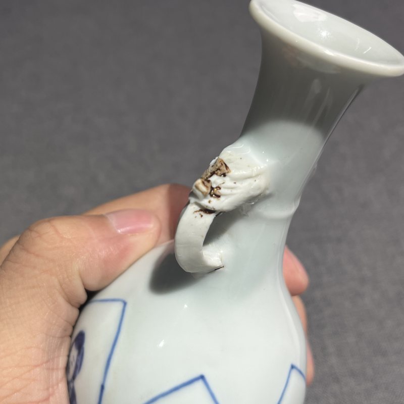 清康熙青花四美图象耳瓶 - 图12