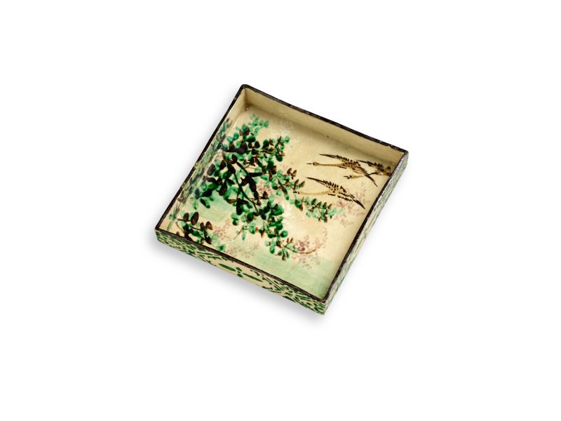 A set of ten enamelled stoneware dishes, Signed on the base Kenzan (Ogata Kenzan, 1663-1743), Kenzan ware, Kyoto, Edo period, 18th century | 尾形乾山　色絵絵替角皿　10各　江戸時代中期　18世紀前半 - 图9