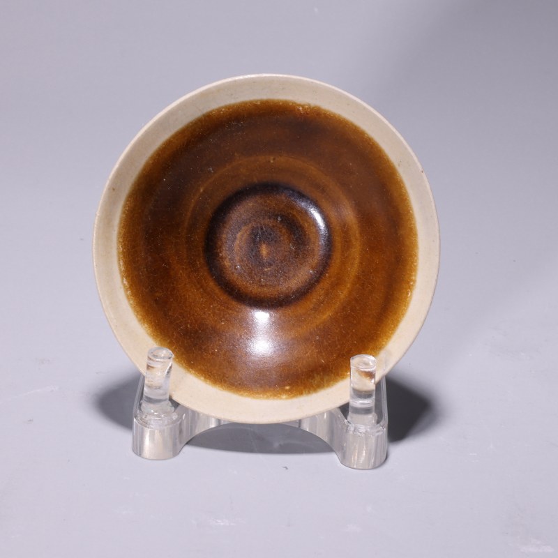 明代 白覆轮酱釉茶盏