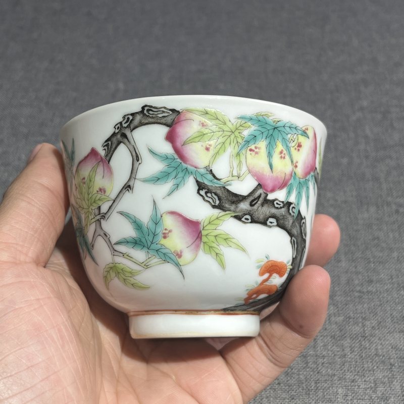 清光绪粉彩福寿纹压手杯 - 图4