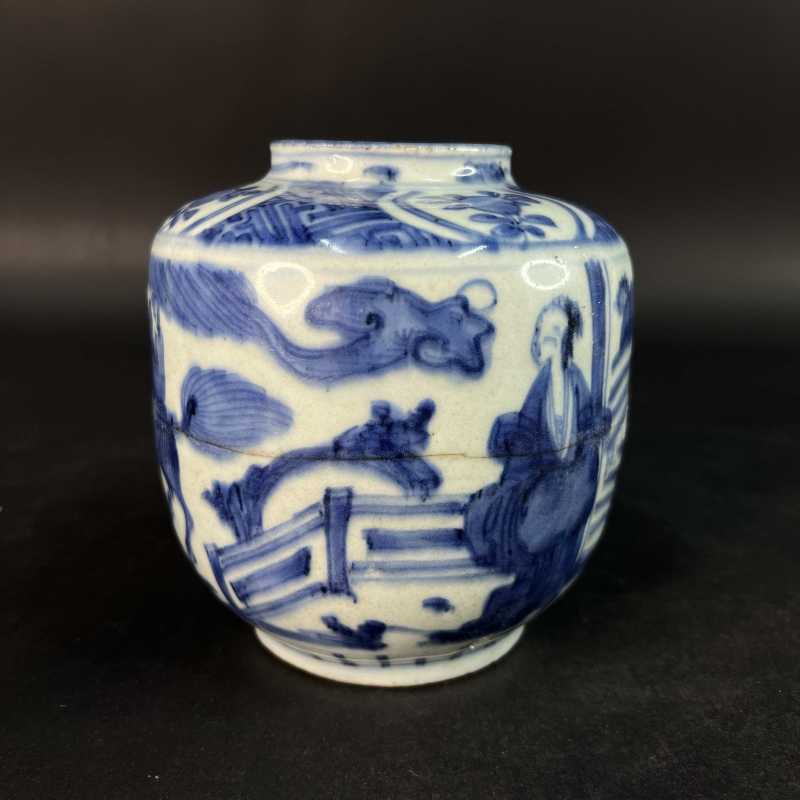 明万历 青花麒麟送子纹罐 - 图2