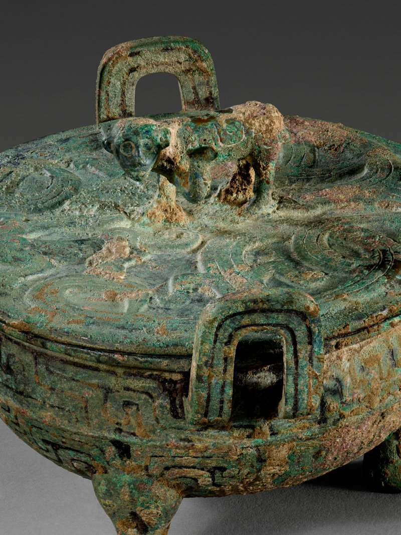 西周晚期 公元前八/七世紀 青銅小流鼎  LATE WESTERN ZHOU DYNASTY, 8TH-7TH CENTURY BC - 图5