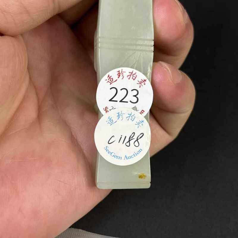 明 白玉螭龙纹竹节纸镇 - 图11