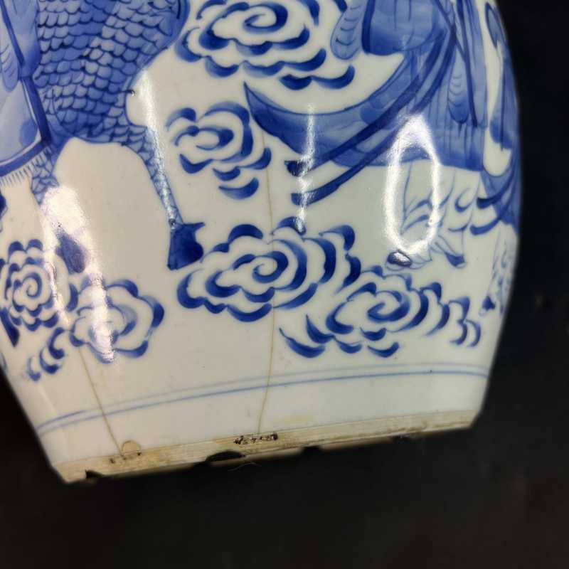 清康熙 青花麒麟送子纹罐 - 图8