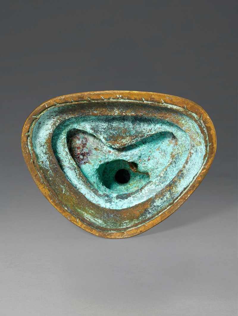十七世紀末/十八世紀初 鎏金銅宗喀巴坐像  LATE 17TH-EARLY 18TH CENTURY - 图4