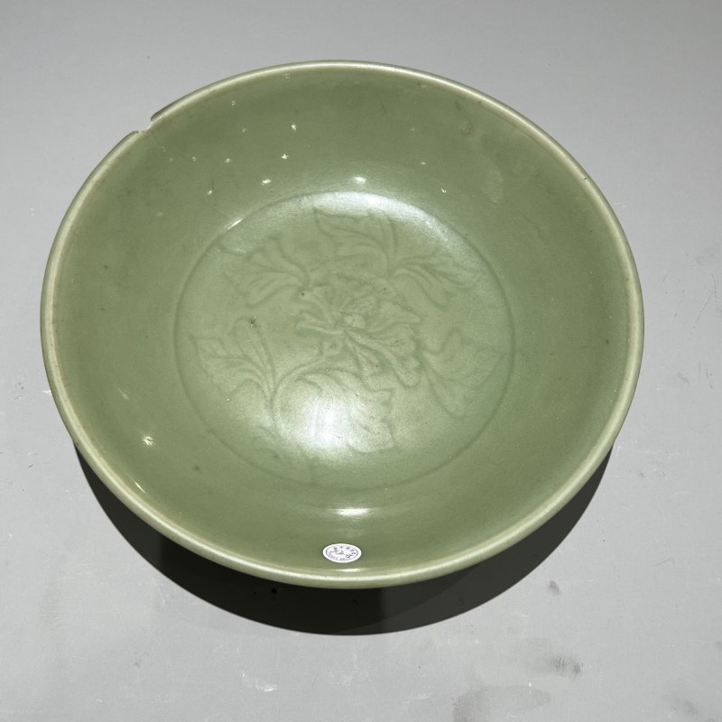 明代 龙泉窑青釉印花盘 - 图4