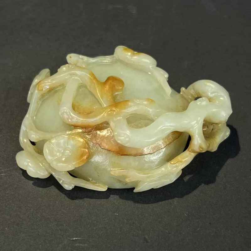 明 白玉梅花纹笔洗 - 图6