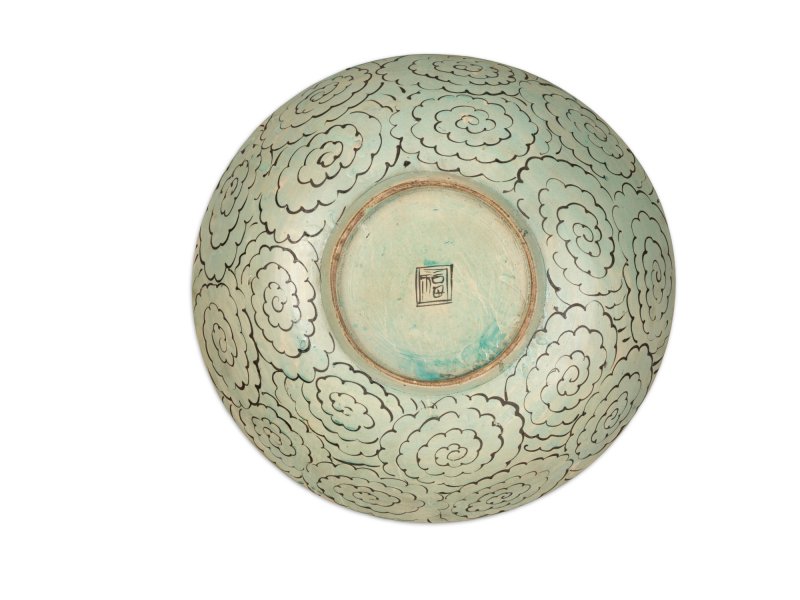 A porcelain dish, Fuku mark, Ko-Kutani type, Hizen, Yamabeda kiln, Edo period, circa 1640-50 | 色絵葡萄文大皿　肥前　古九谷様式　山辺田窯　江戸時代前期　1640～50年代 - 图2