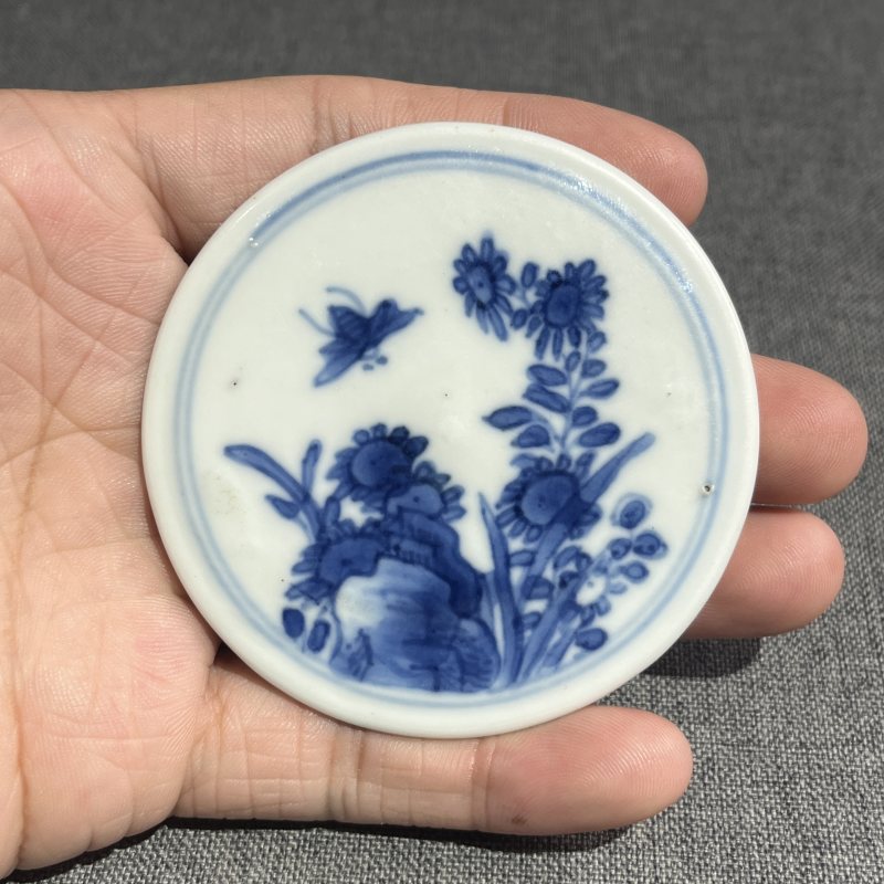 清青花花卉盖盒 - 图6