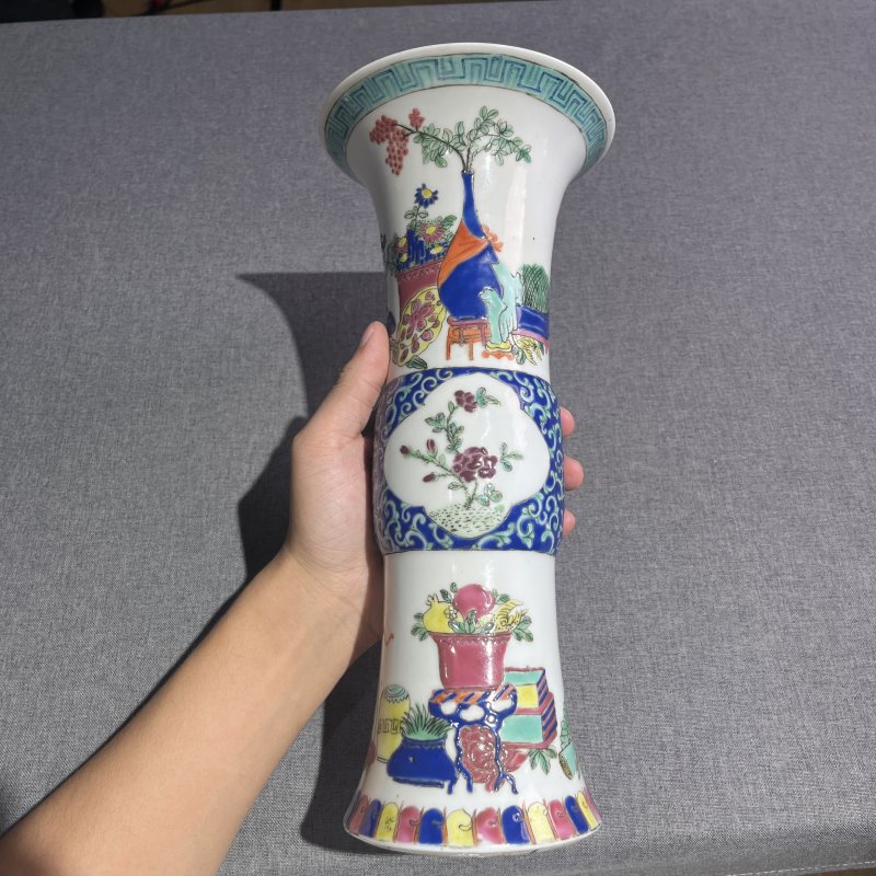 民国粉彩博古花卉花觚 - 图4