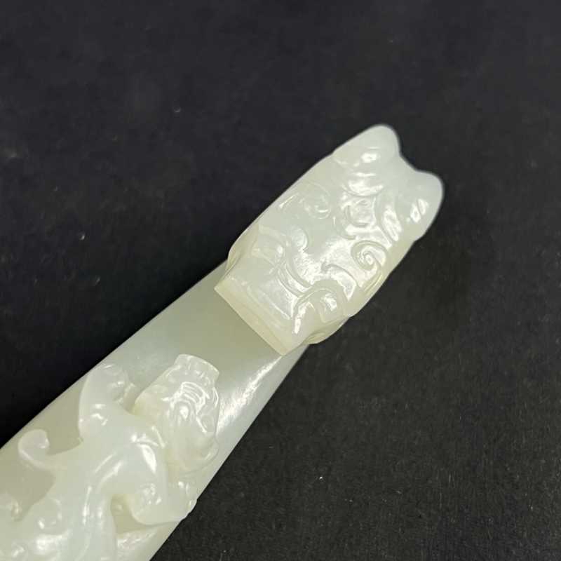 明早期 白玉苍龙教子带勾 - 图5