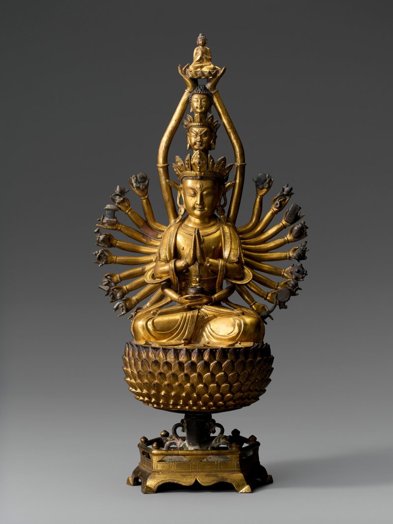 明 十六/十七世紀 鎏金銅七面二十四臂觀音菩薩  MING DYNASTY, 16TH-17TH CENTURY - 图1
