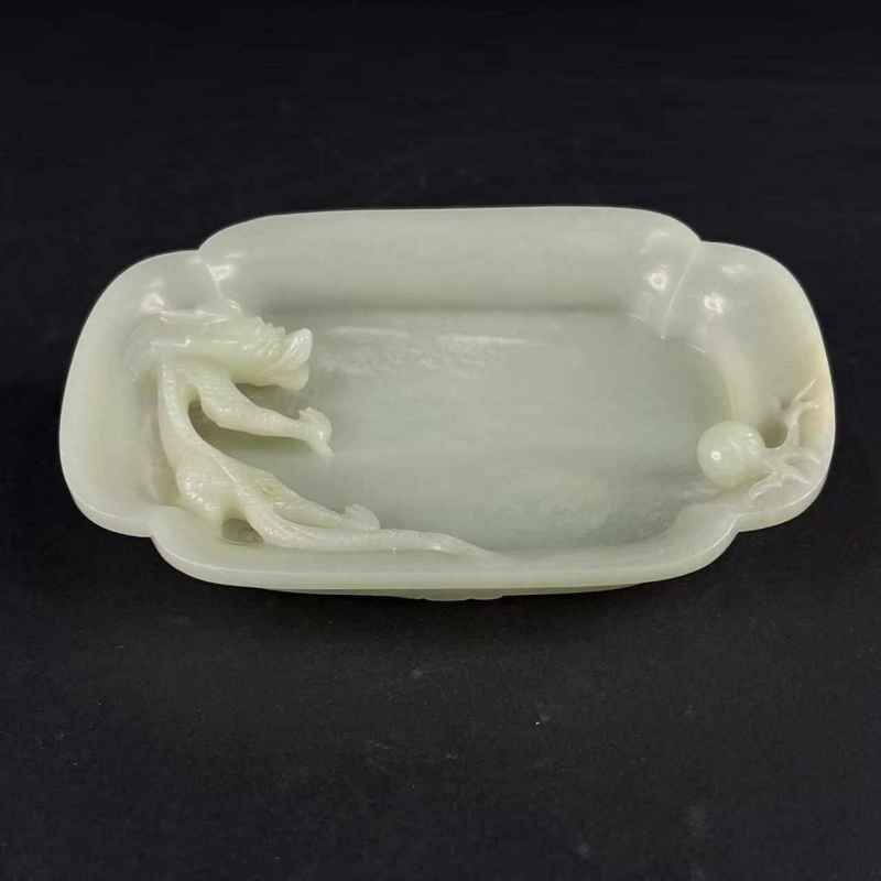 清早期 白玉龙纹海棠形笔洗 - 图5
