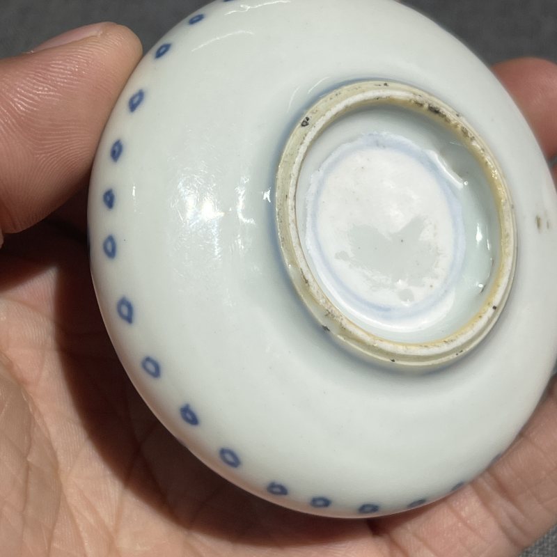 清青花花卉盖盒 - 图12