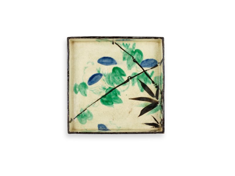 A set of ten enamelled stoneware dishes, Signed on the base Kenzan (Ogata Kenzan, 1663-1743), Kenzan ware, Kyoto, Edo period, 18th century | 尾形乾山　色絵絵替角皿　10各　江戸時代中期　18世紀前半 - 图13