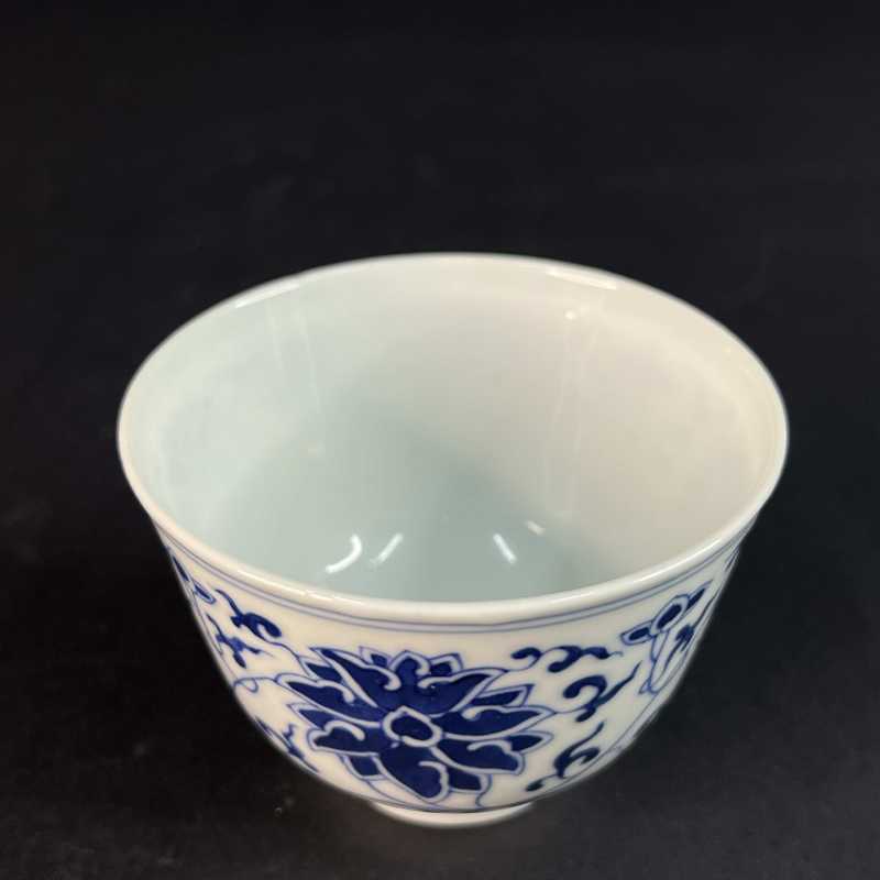 清光绪 青花缠枝莲纹茶园 - 图5