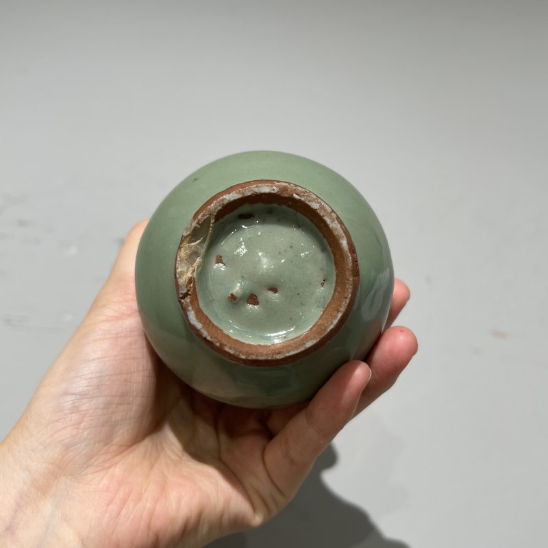 明代 龙泉窑梅子青釉贯耳瓶 - 图9
