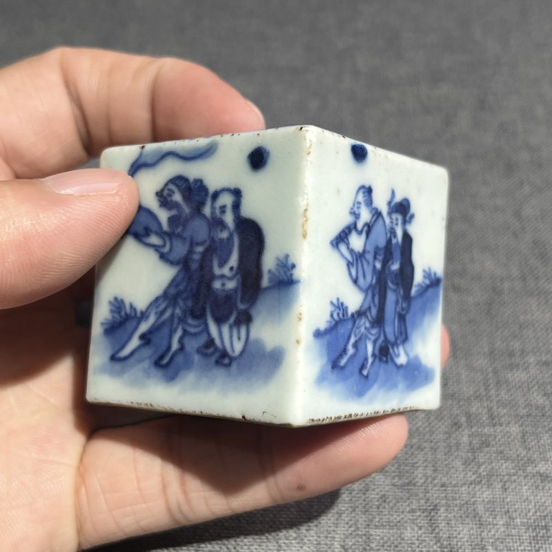 清中期青花人物故事香薰 - 图9