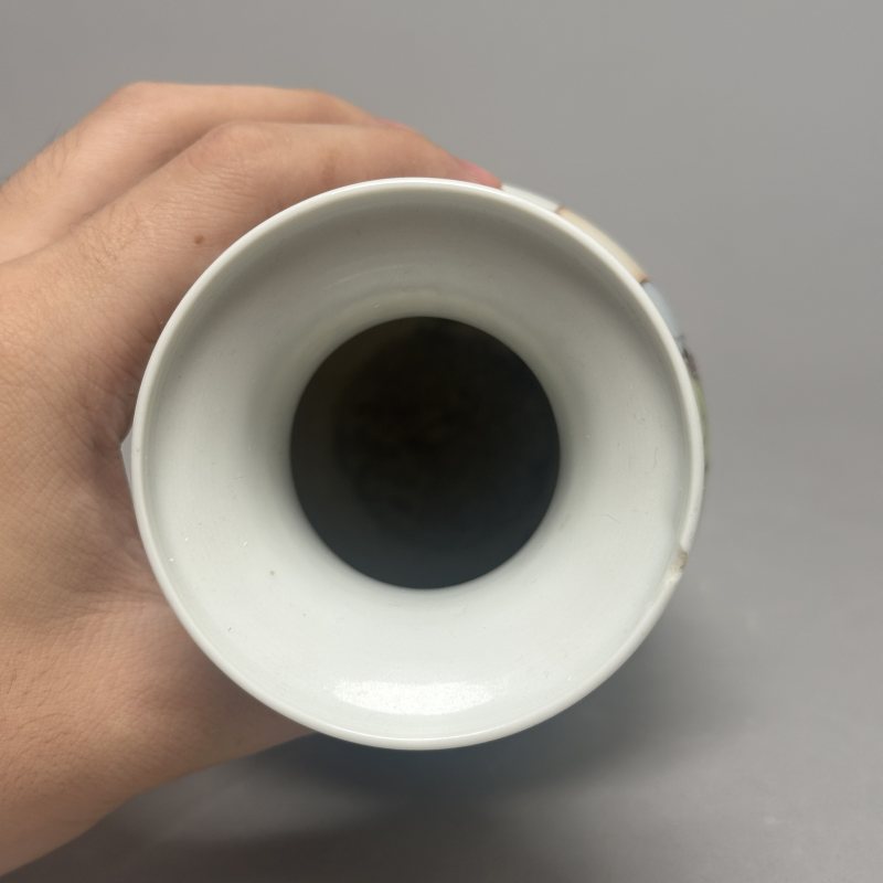 民国 粉彩人物故事瓶 - 图6