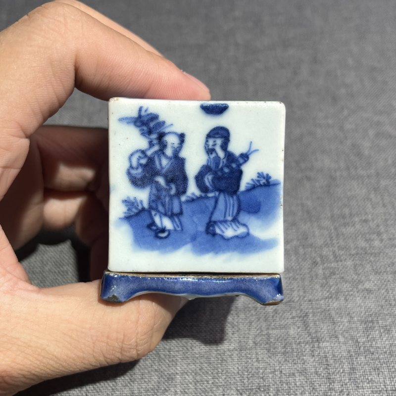 清中期青花人物故事香薰 - 图4