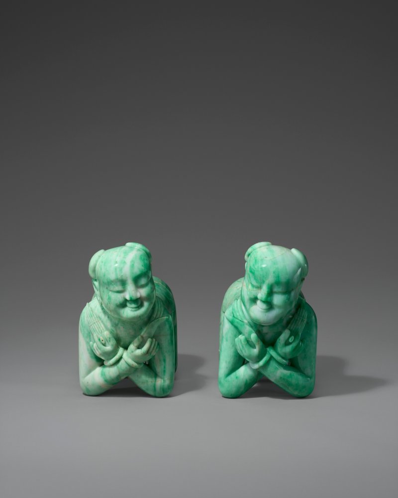 清 翠玉雕連生貴子枕一對  QING DYNASTY (1644-1911) - 图2